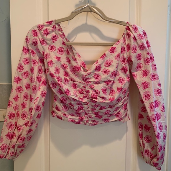 Zara Tops - Zara Cropped Top